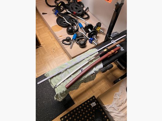 Schwert aus Metall im japanischen Style (Katana)