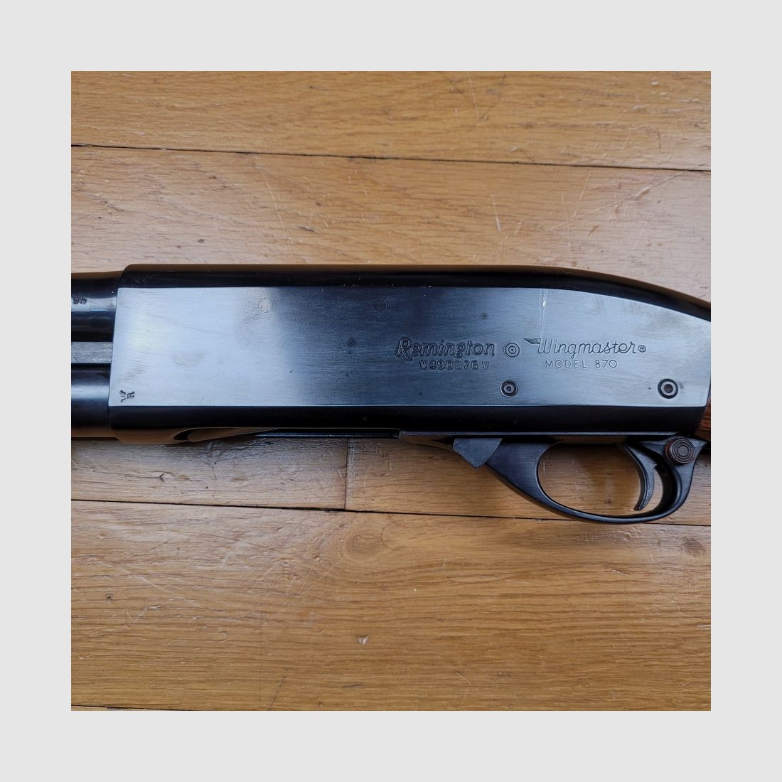 Sehr gutes Vorderschaftrepetierer Remington – Mod 870 Wingmaster – Glatter Lauf von 51 cm – 12/70 – 7+1 (!) – Luxusausführung – Ausgezeichneter Zustand, Bild 29 von 33