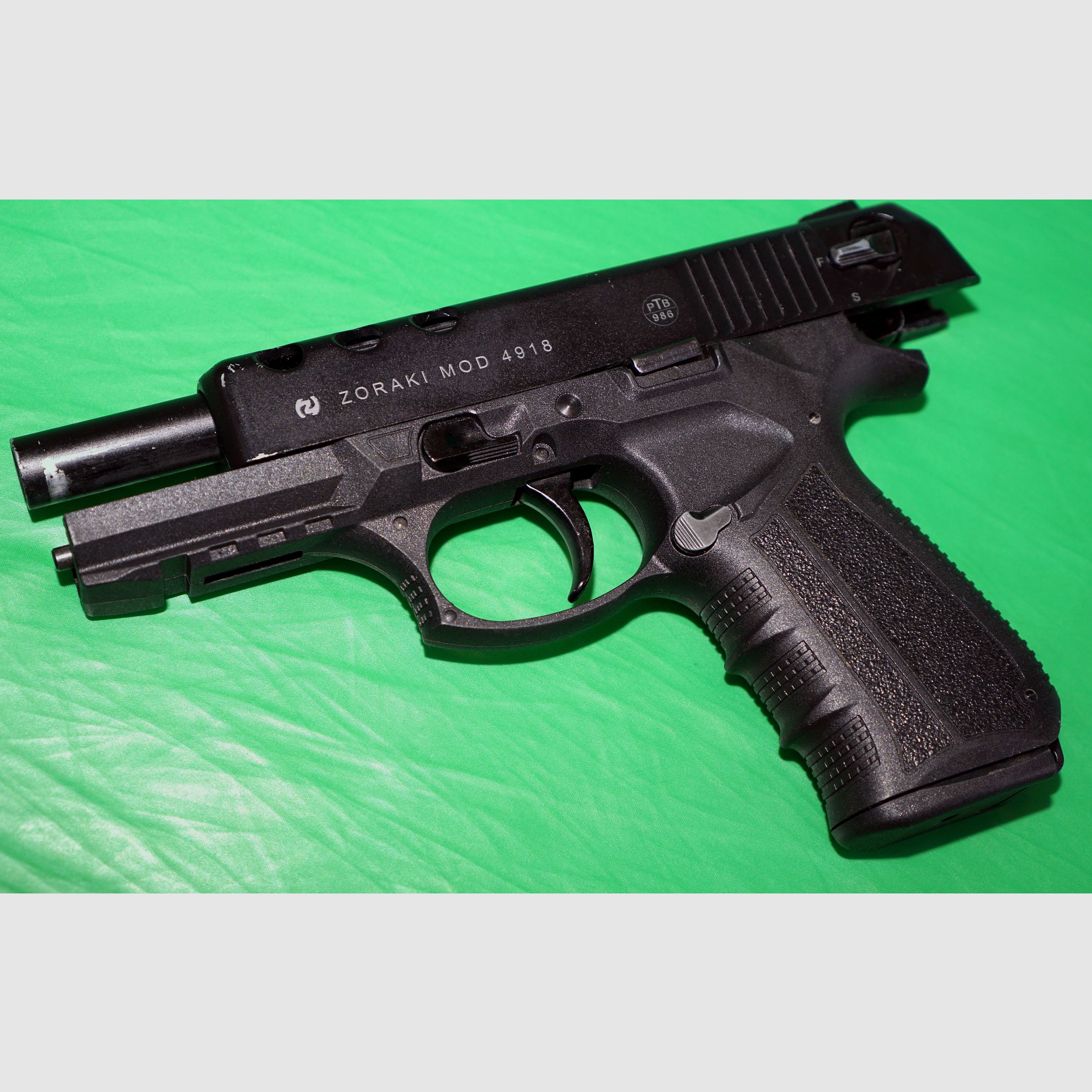 Zoraki 4918 9mm P.A.K. (alte PTB 986)