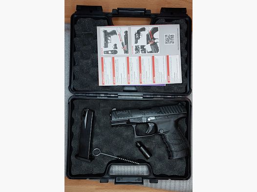 Walther PPQ M2 Schreckschuss Pistole 9mm P.A.K. schwarz (PTB 958) mit 2 Magazinen