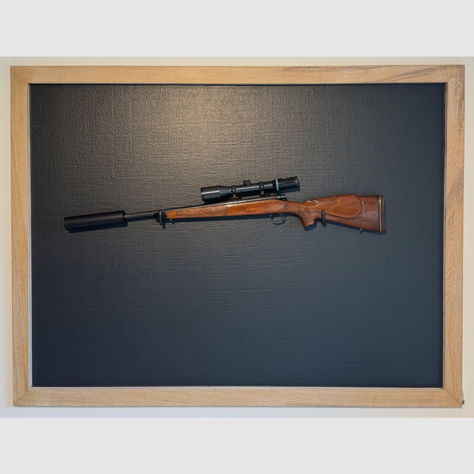 Komplettangebot: Remington 700 Kal. 308 Win. mit Kahles 2,2-9x42 & RCC Schalldämpfer
