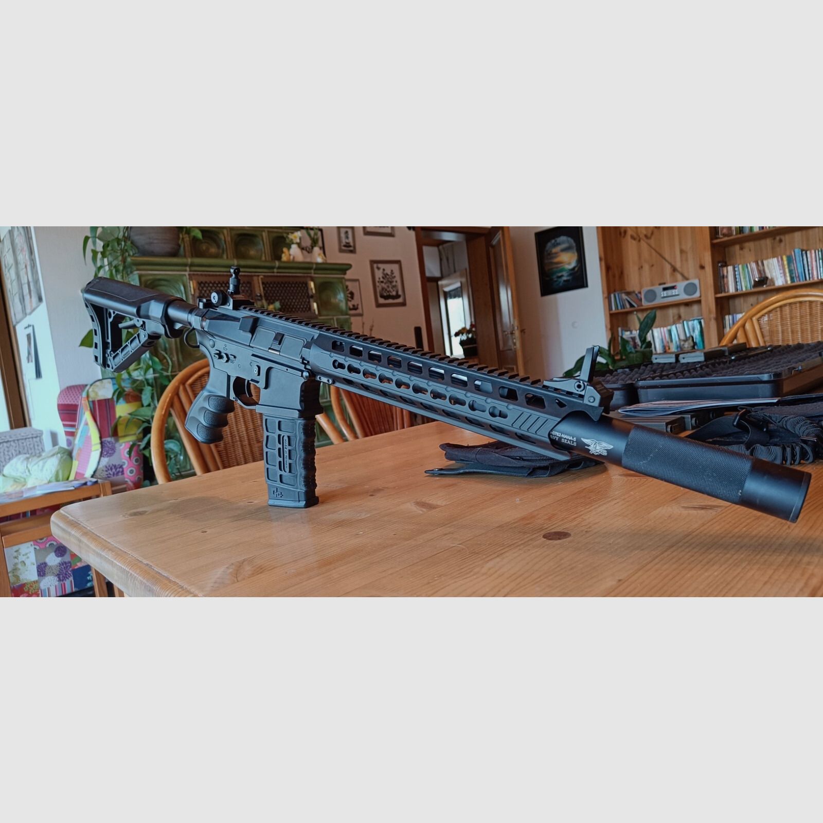 Airsoft S-AEG GC16 Predator incl Zubehör