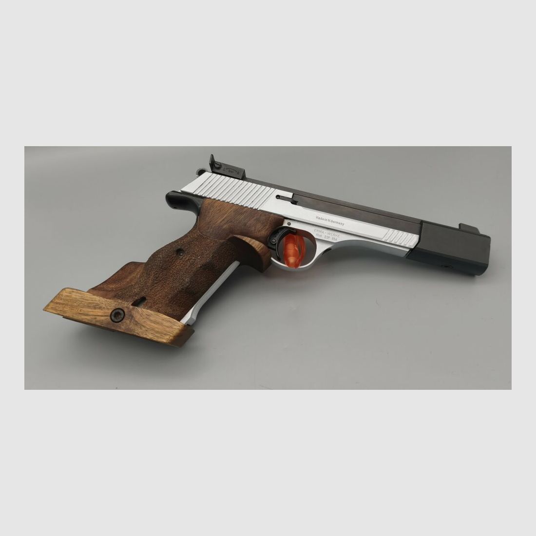 Erma ESP 85A Pistola Deportiva KK Bicolor con Empuñadura Nill Form .22lr