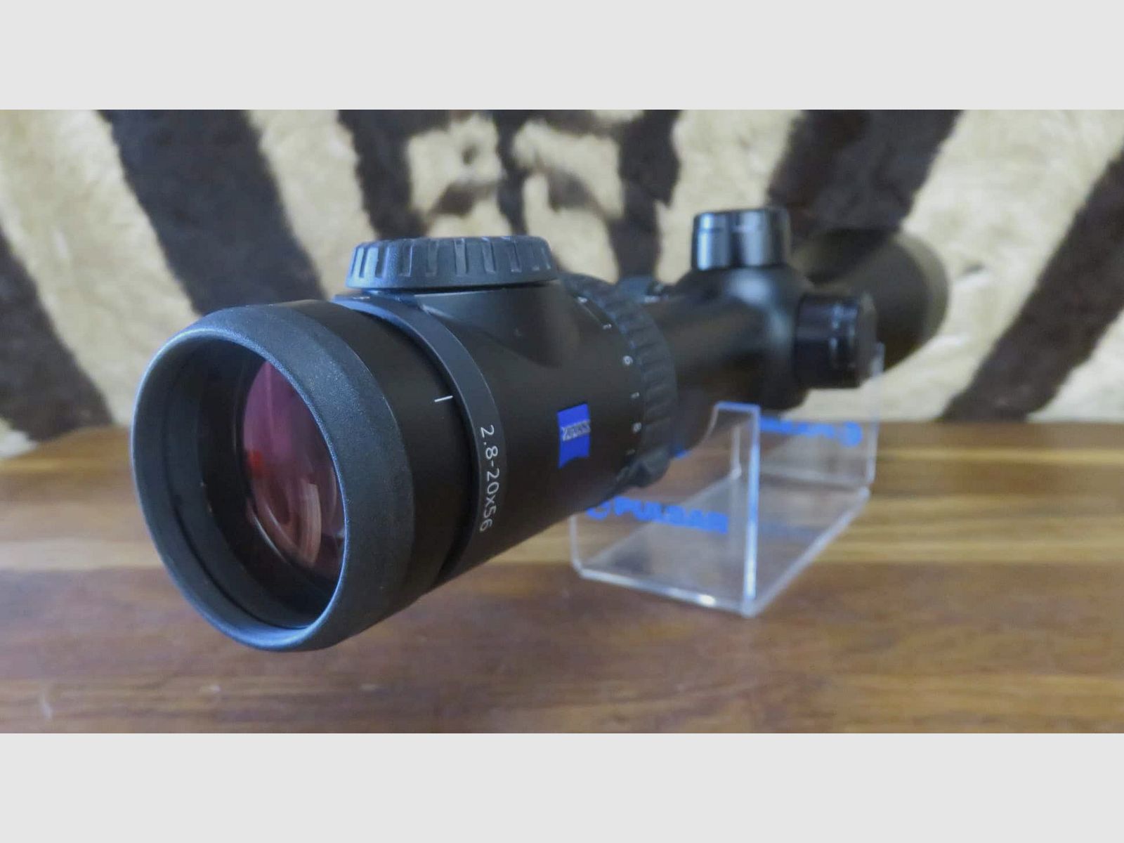 Ottica ZEISS V8 2.8-20×56 M con rail reticolo 60i, immagine 9 di 11