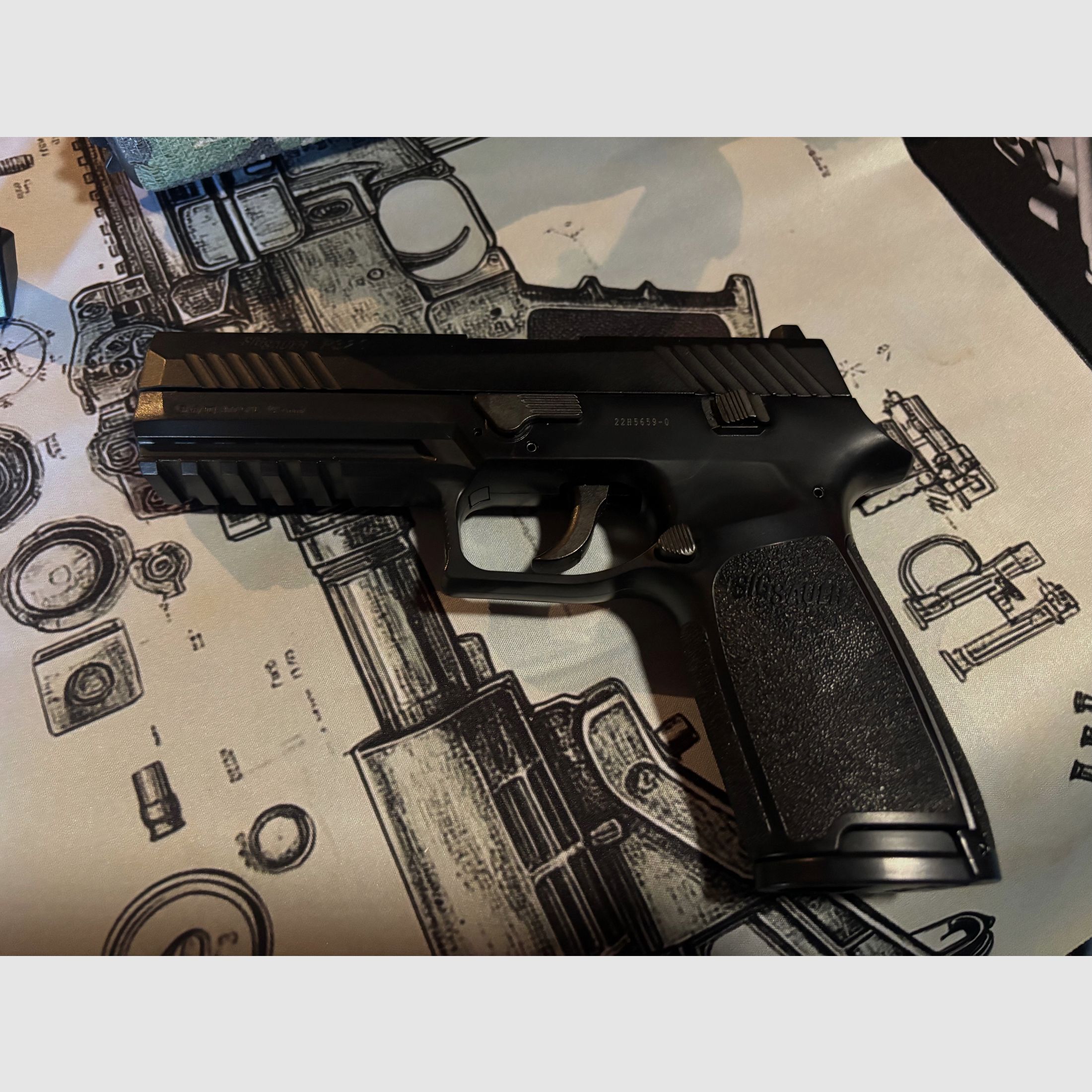 SIG SAUER P320 CO2 4,5mm Diabolos und Stahl BB,s