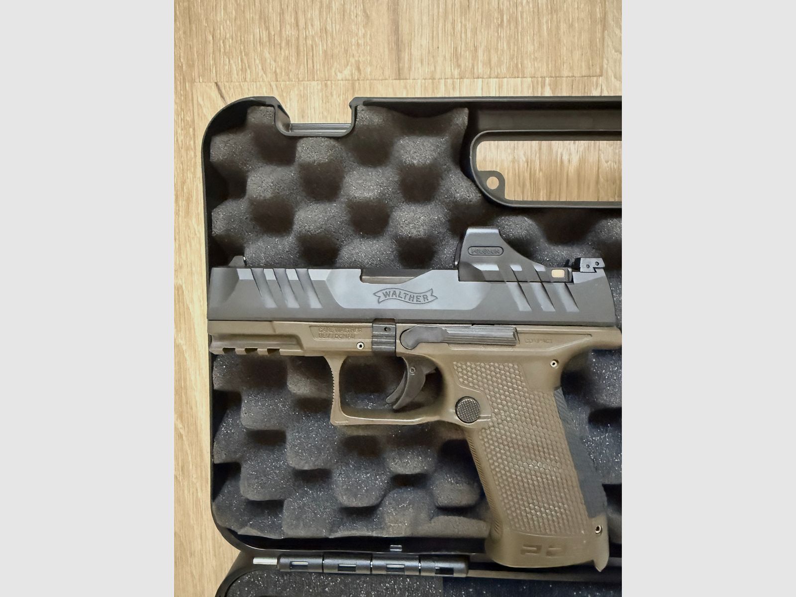 Walther PDP Compact inkl.  Holosun SCS-PDP-GR