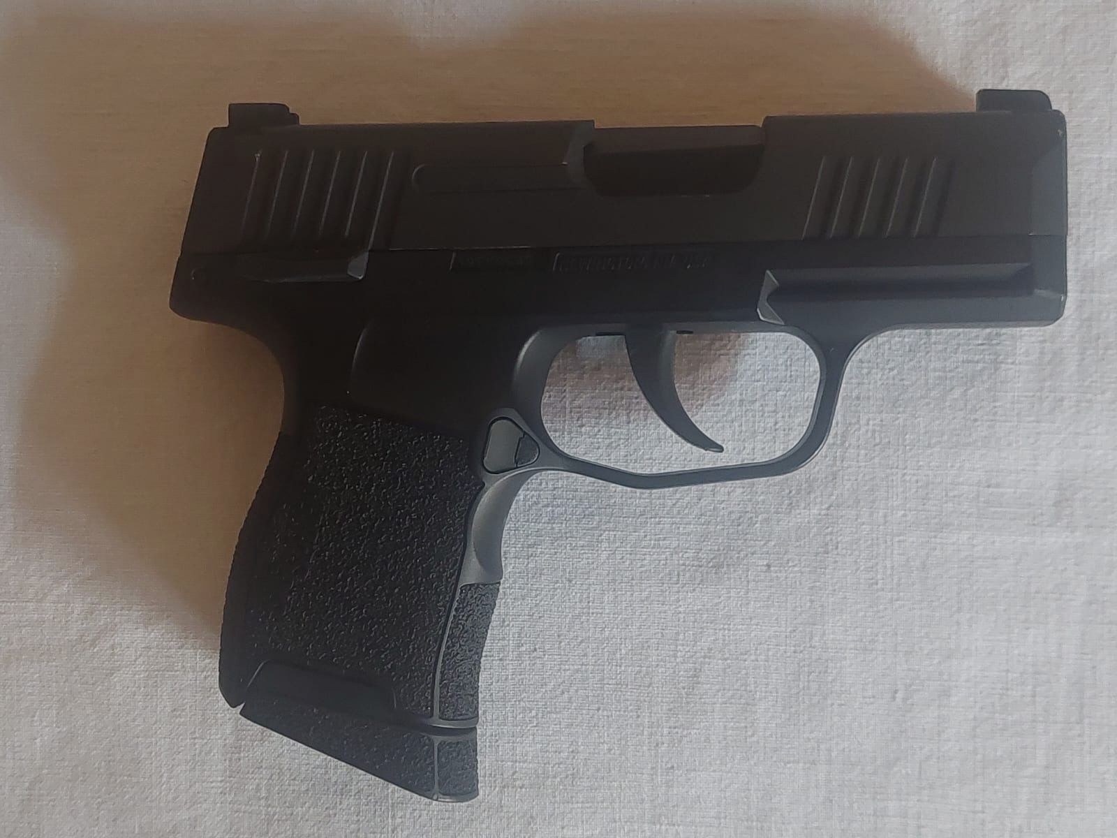 Sig Sauer P365 4,5 mm CO2  BB + Zubehör 