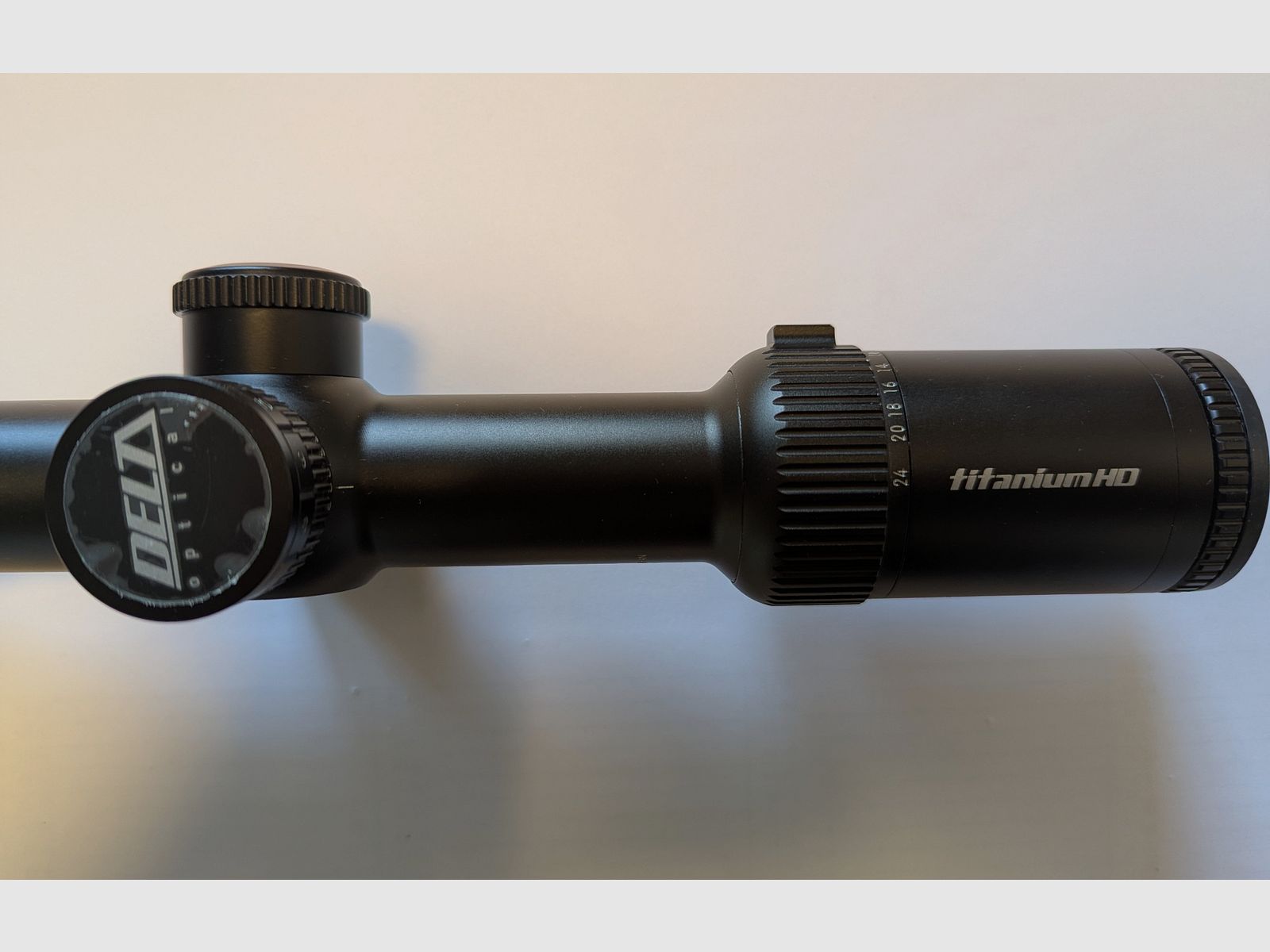 Delta Optical Titanium 4–24x50 HD – Leuchtabsehen 4A-S