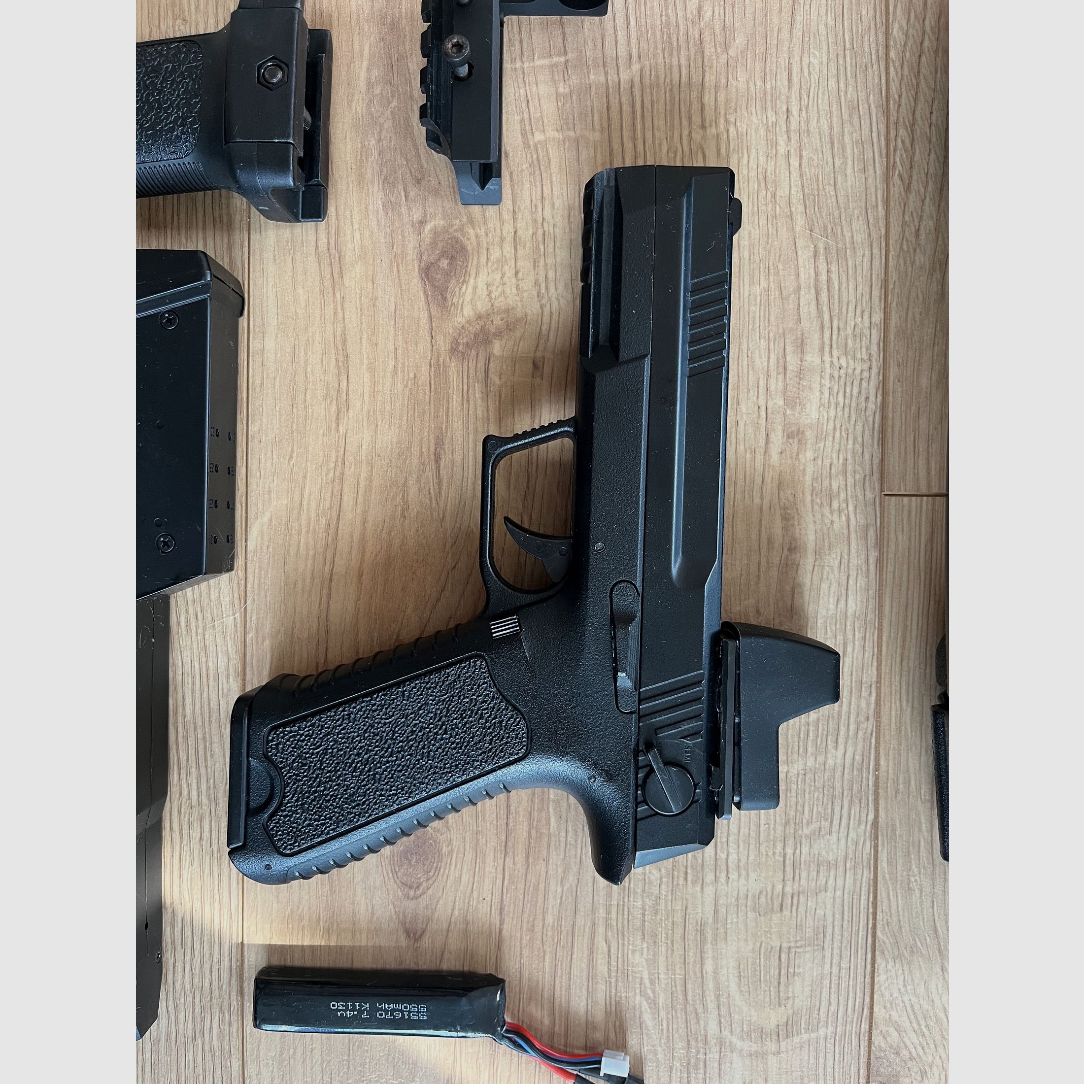 Cyma CM.127 in black with MOSFET 3rd Gen