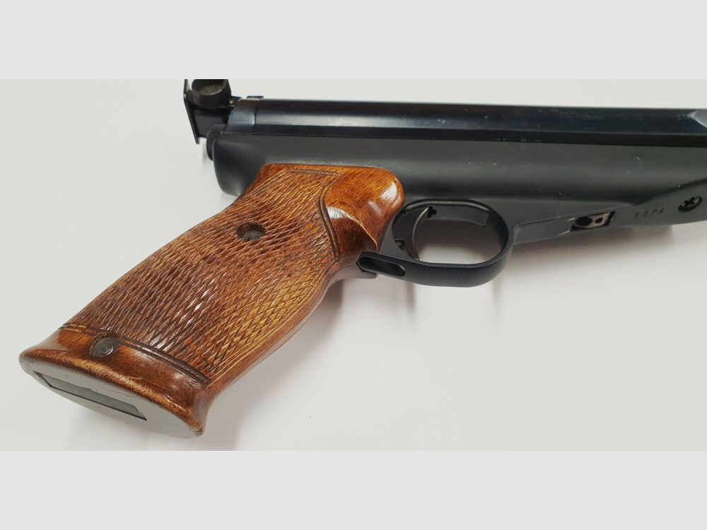 Feinwerkbau Feinwerkbau Mod. 65 4,5/.177 FWB 65 Mk. I , vierstellige Seriennummer, Federdruck / Seitenspanner