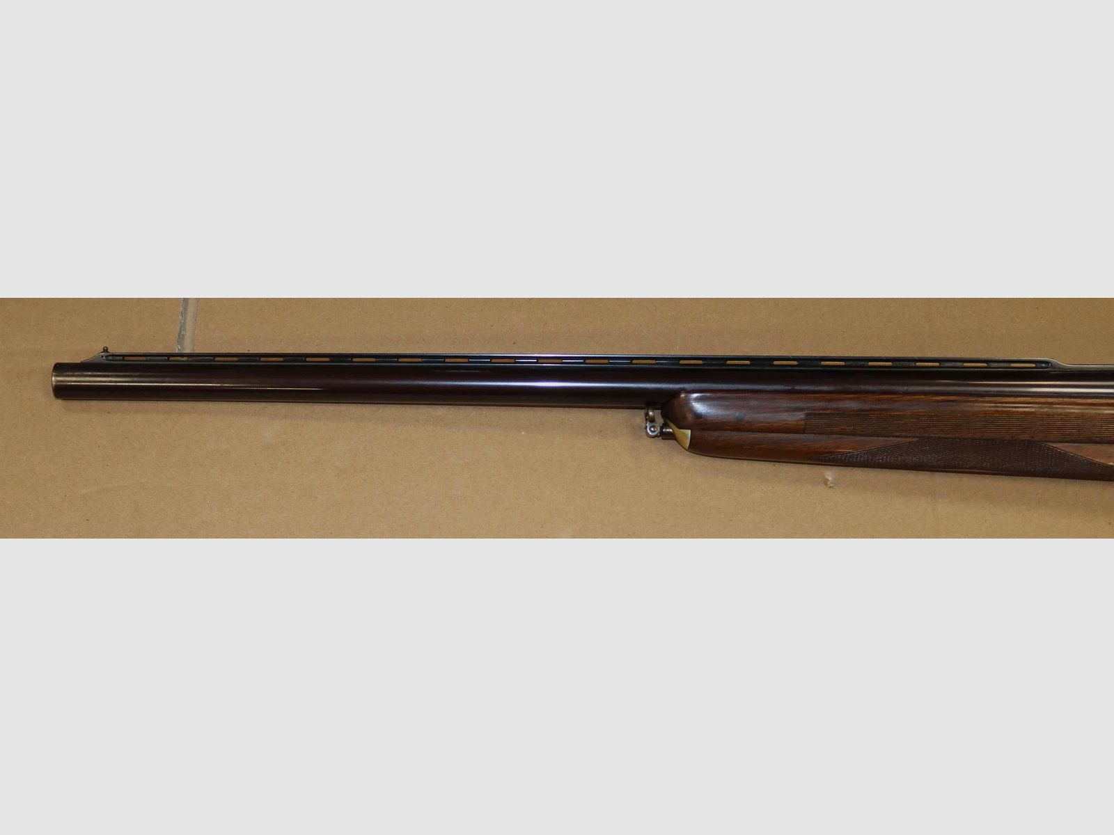 Karabin półautomatyczny Kaliber 12, zdjęcie 4 z 11