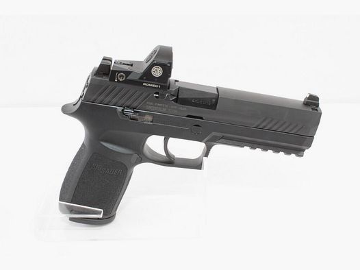 Sig Sauer P320 Fullsize Optic Ready z celownikiem red dot Romeo 1