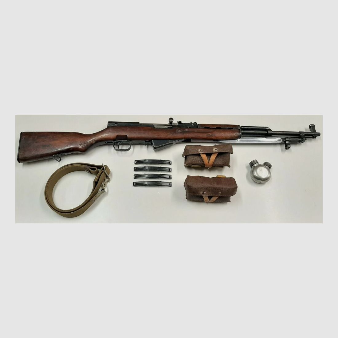Selbstladebüchse Simonov Selbstladebüchse Simonov SKS-45, Kal.7,62x39, komplett nummerngleich, inkl. Zubehör