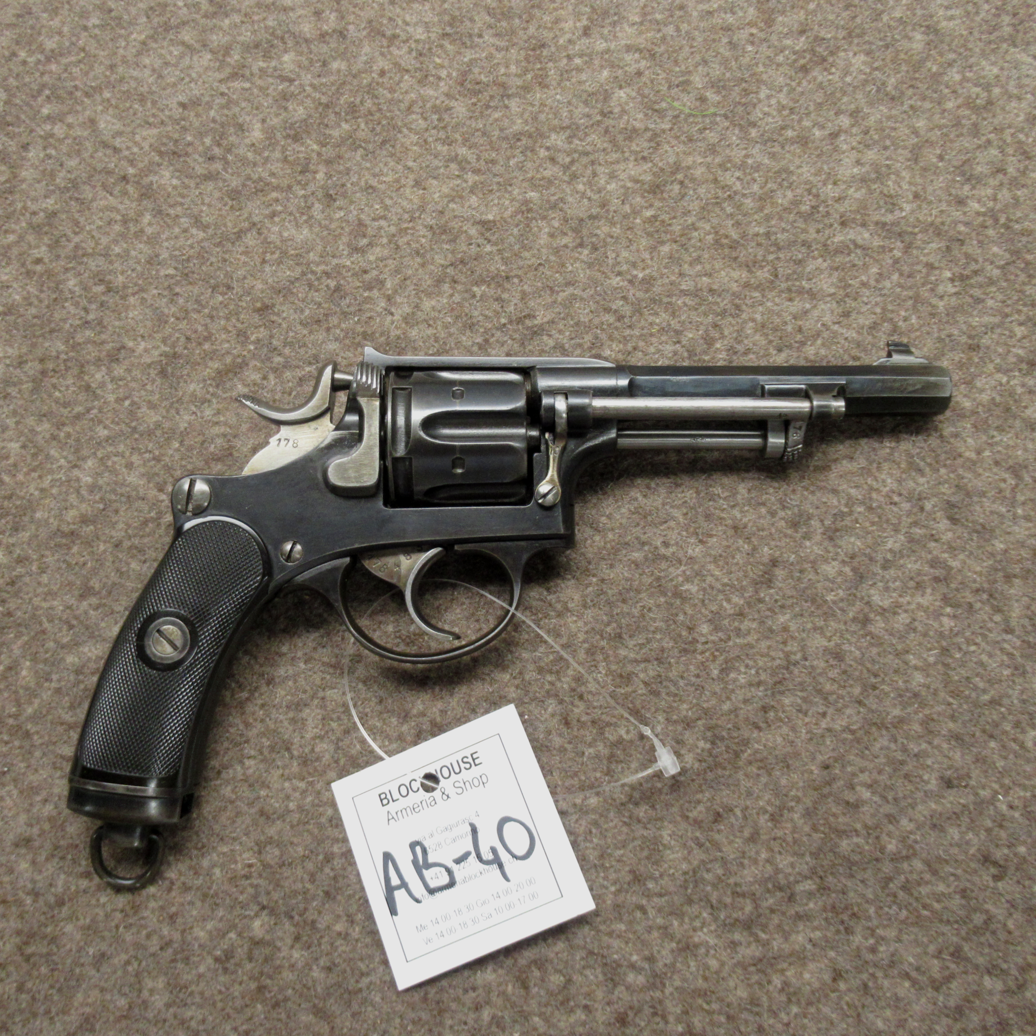AB-40 revolver W+F mod. 1882 cal. 7.5mm, image 1 sur 3