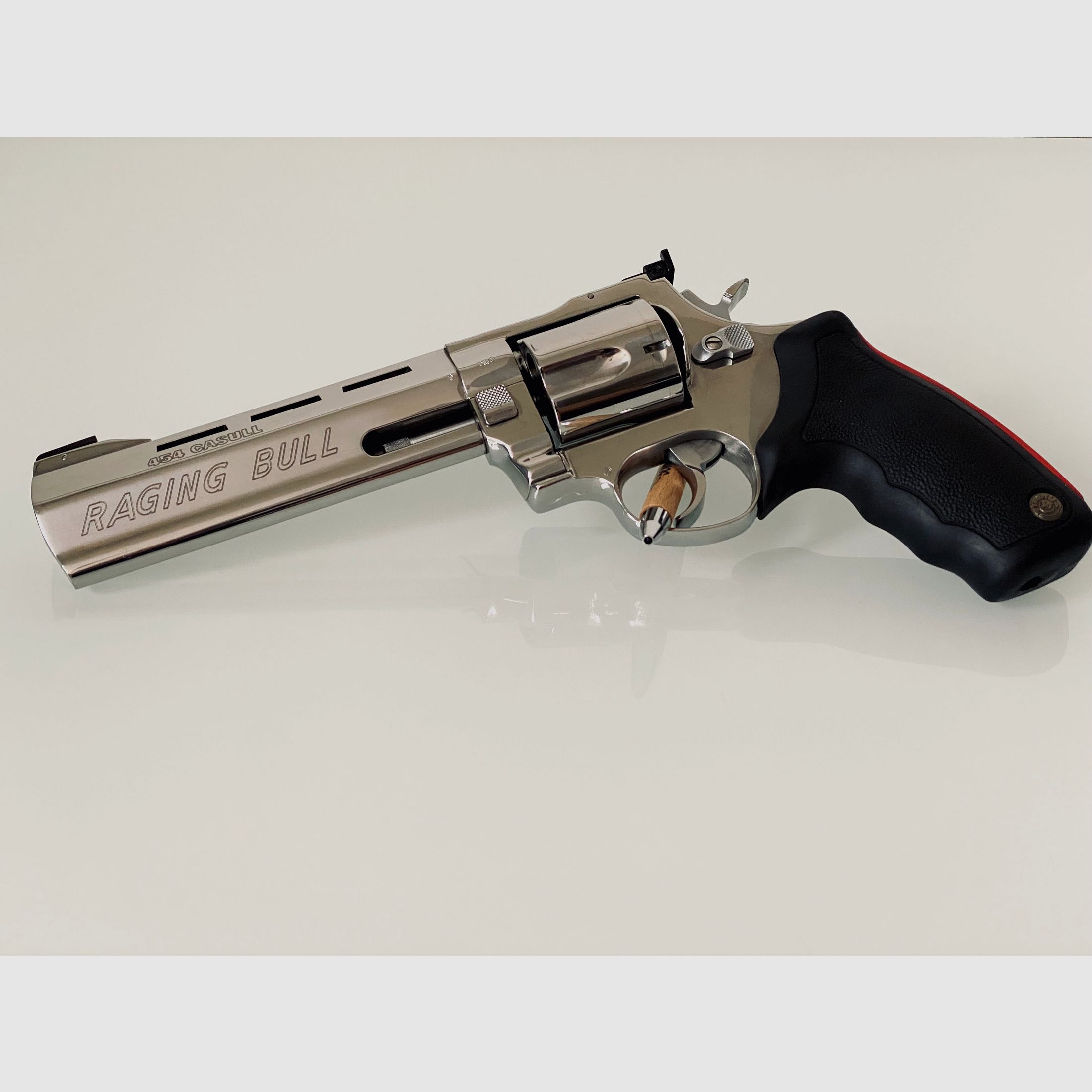 Taurus Raging Bull .454 Casull 6 1/2 Zolll
