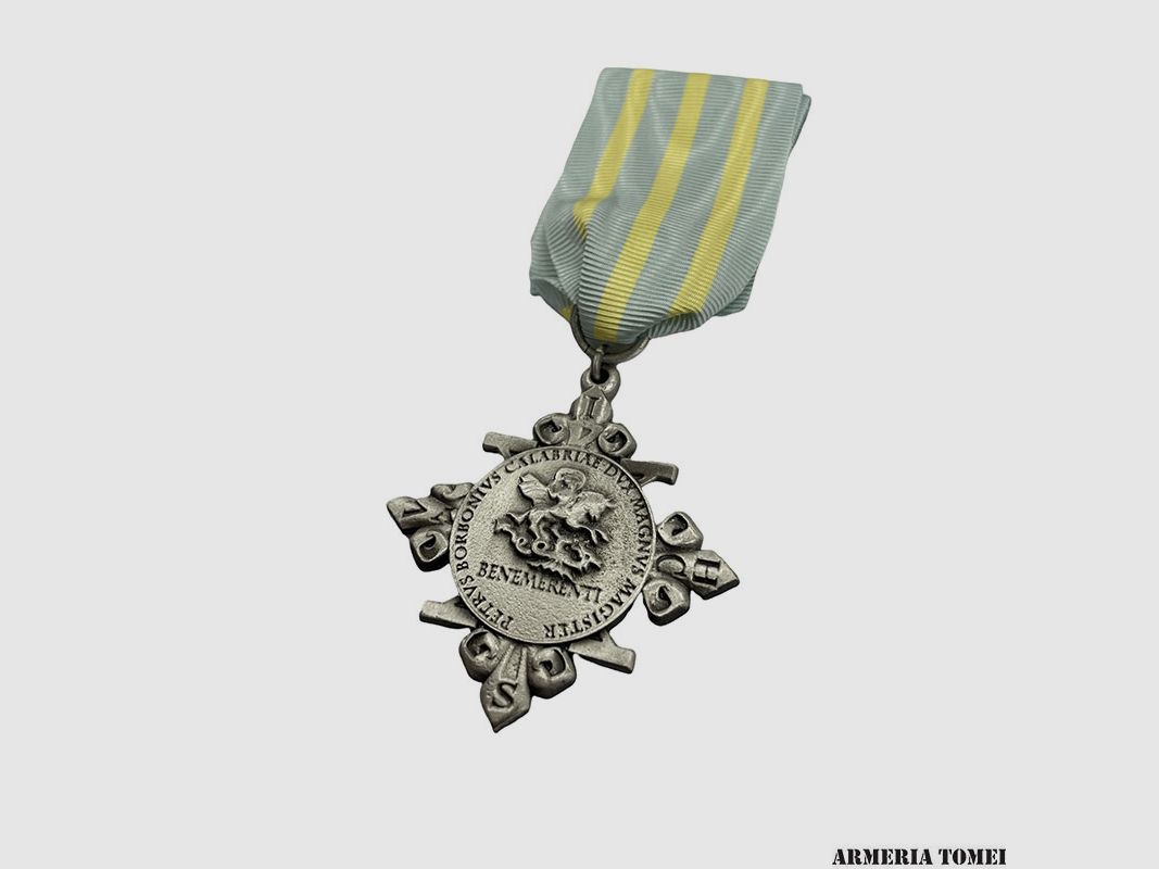 Herdenkingsmedaille ter gelegenheid van het Tricentenaire van de Constantijnse Militaire Kerk, afbeelding 2 van 3