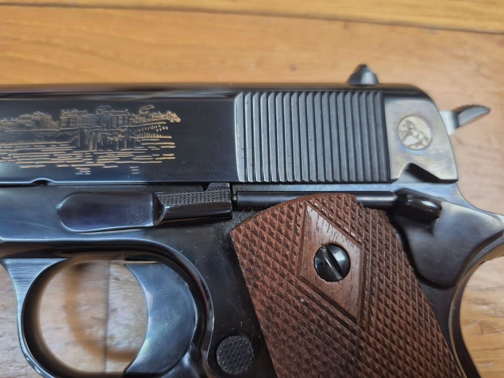 UNIQUE! Rarissime Colt 1911 (geen 1911 A1) – Herdenkingsstuk van de Slag bij Château-Thierry 20 juli 1918 – Wapen uit 1968 – Uitzonderlijke kwaliteit in Pre Series 70 – Luxueus gegraveerd en geblauwd en 100% operationeel – Zeldzaam stuk in Europa in zijn originele tentoonstellingsdoos – Als nieuw!, afbeelding 7 van 33