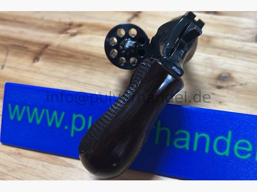 Arminius HW3 revolver 2 3/4" 8-schots revolver van Weihrauch Arminus .22lr