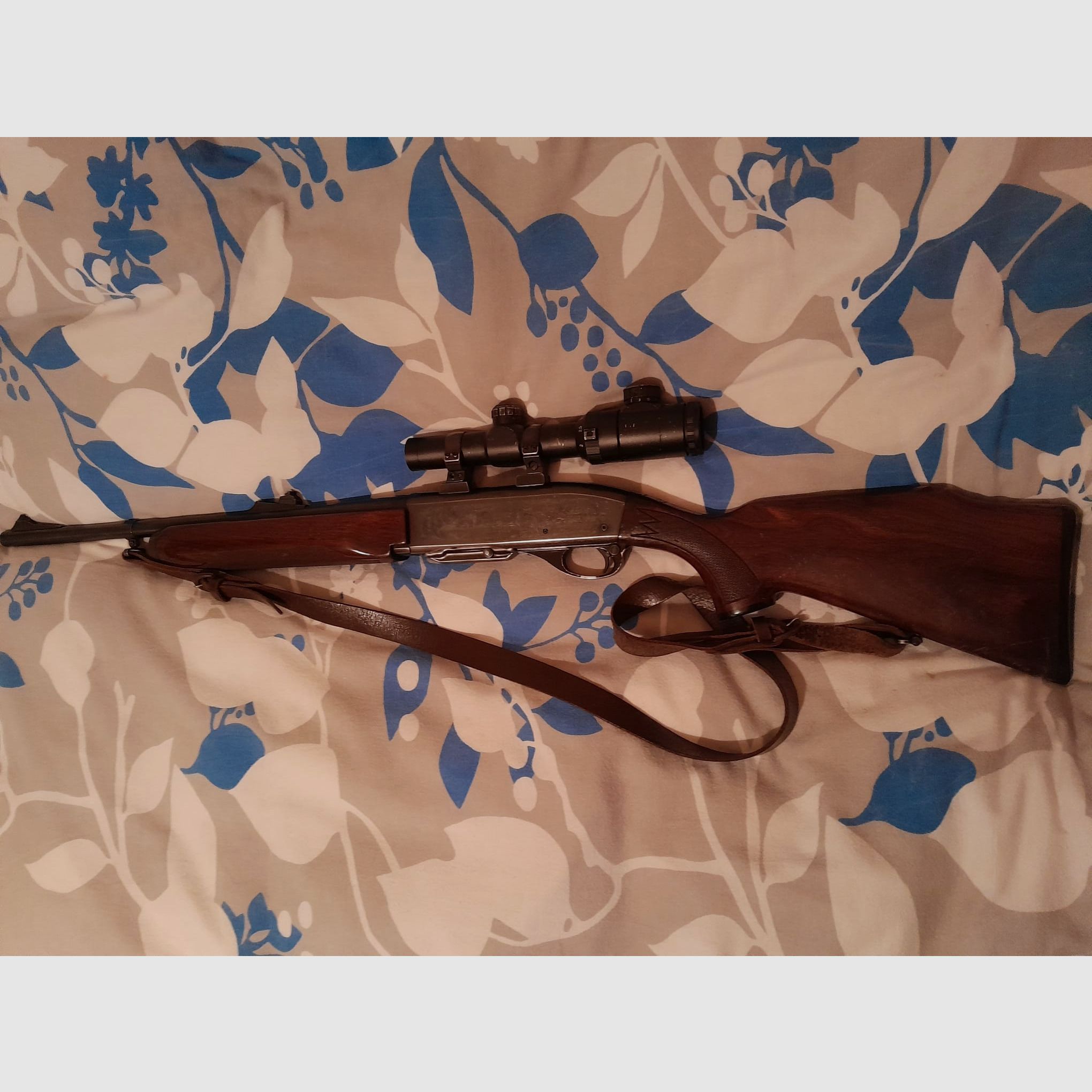 Halbautomat Remington 7400 Kal. 30-06 mit Drückjagdglas