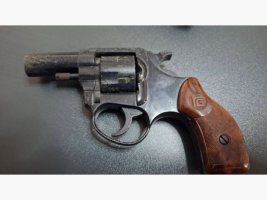 Attic find blank-firing revolver 6 mm