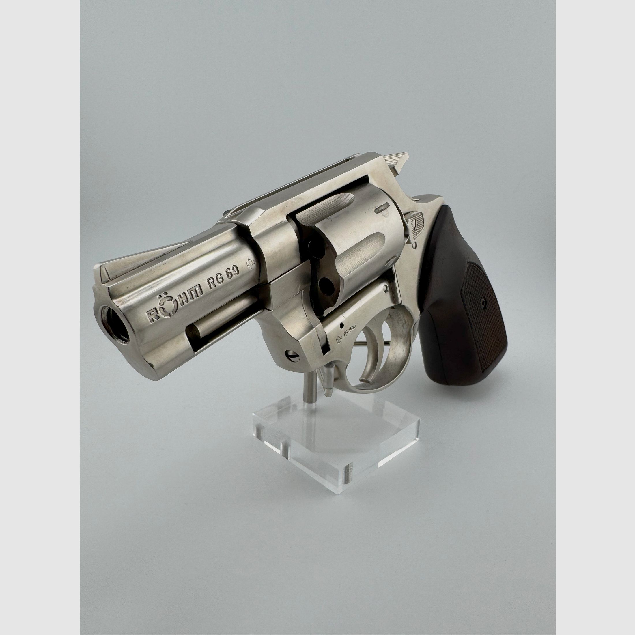 Röhm RG 69 Schreckschussrevolver vernickelt  - PTB 275 - Beschussjahr: 1985