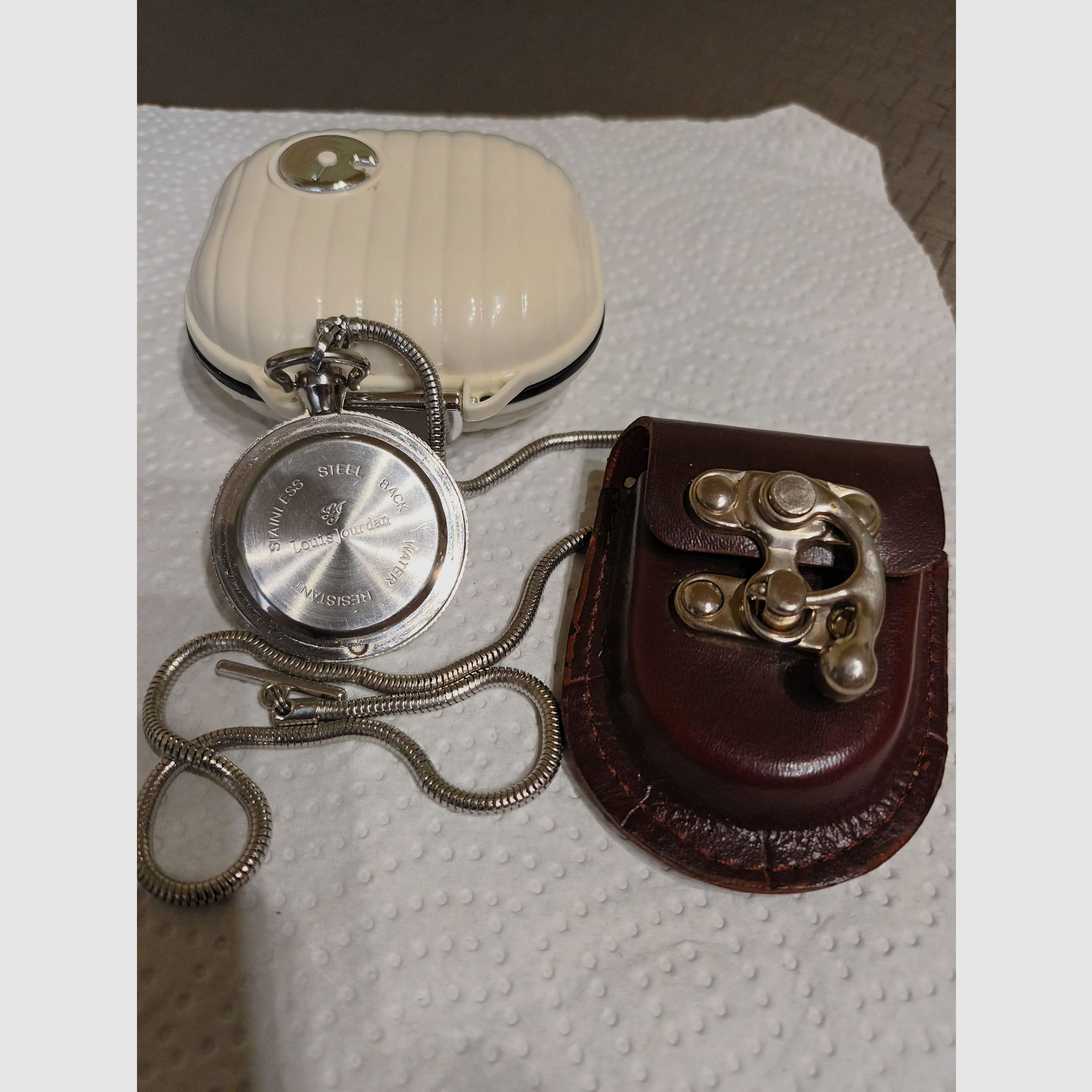 Zakhorloge van Louis Jordan met leren etui