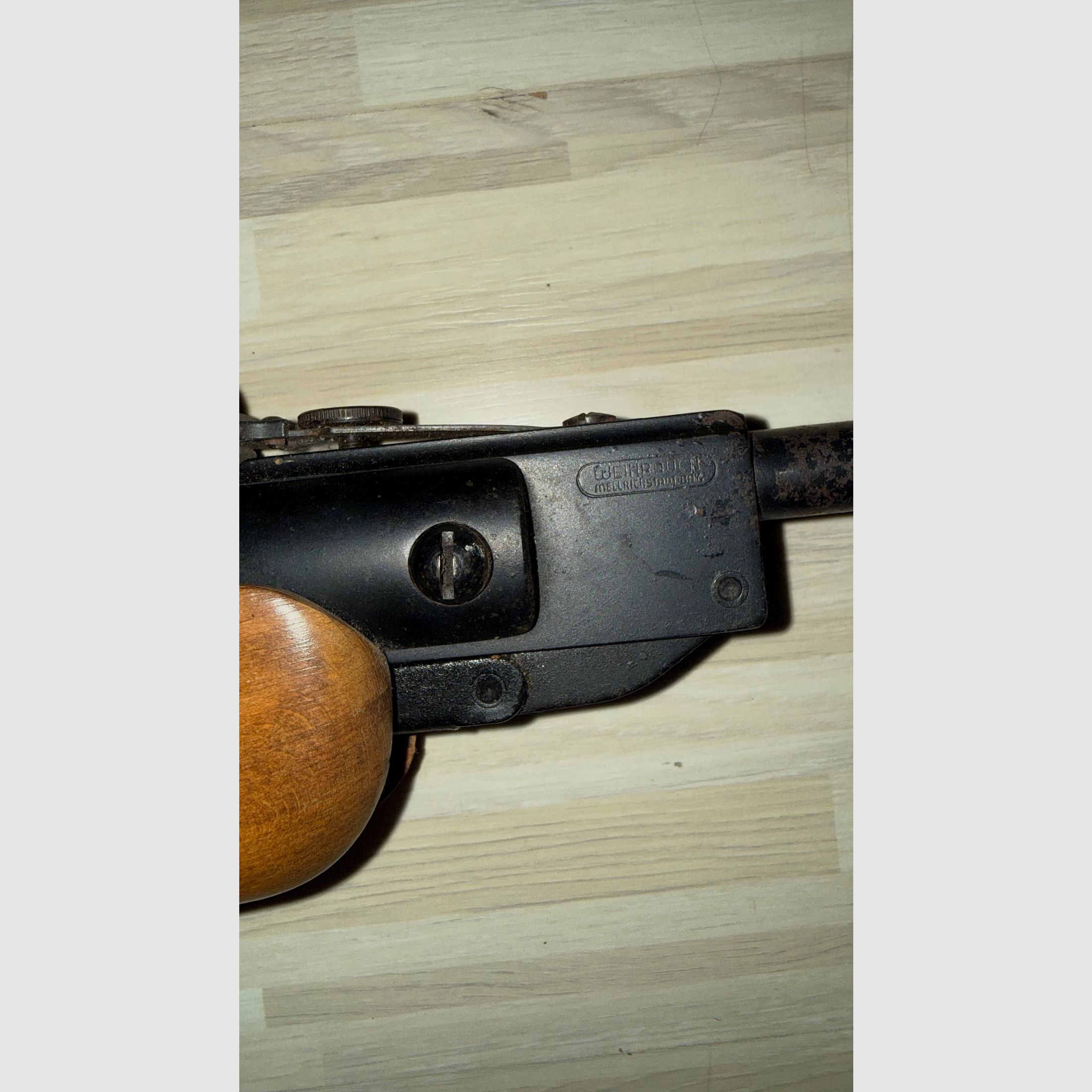 Weihrauch Luftgewehr mit F-Zeichen – Klassiker – Holzschaft