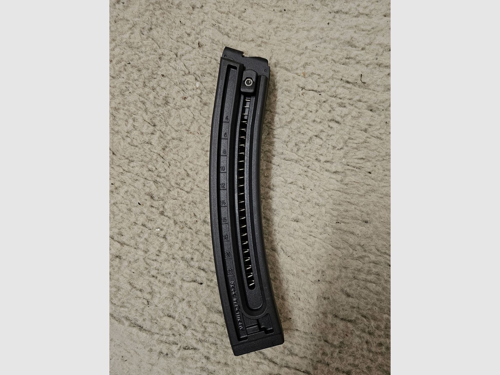 Armas deportivas alemanas GSG-5/ 522/ GSG-16: cargador de 22 disparos .22lr, imagen 1 de 2