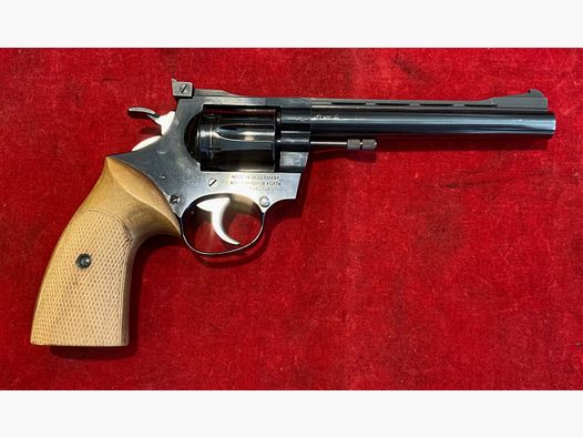 REVOLVER KORTH .22 LR