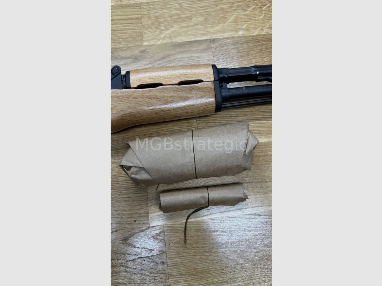 Cugir Modelo 64 - rifle semiautomático 7,62x39 - cañón de 42,5 cm con culata plegable Modelo 64 - cañón cromado duro - versión civil AKMS / sistema AKM / AK47 AK-47, imagen 6 de 7