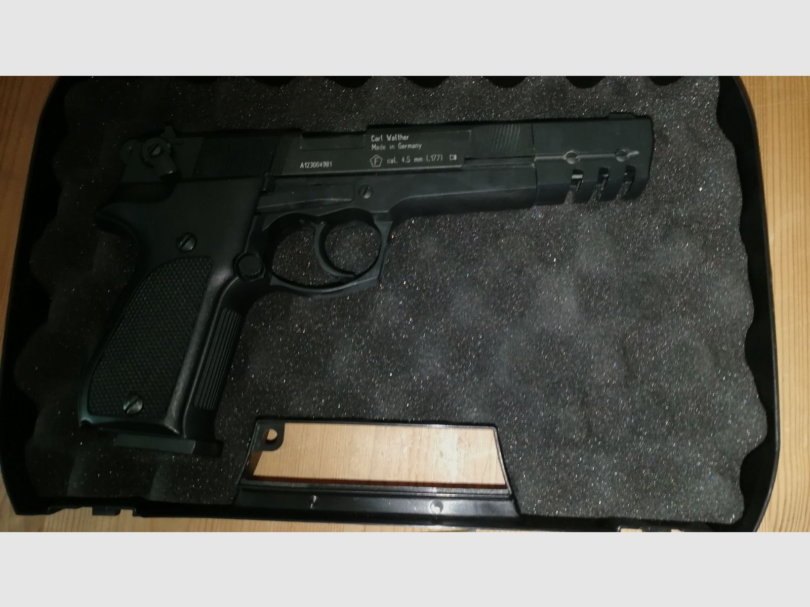 Walther CP 88 "Sniper edition" vernickelte Luftpistole mit viel Zubehör