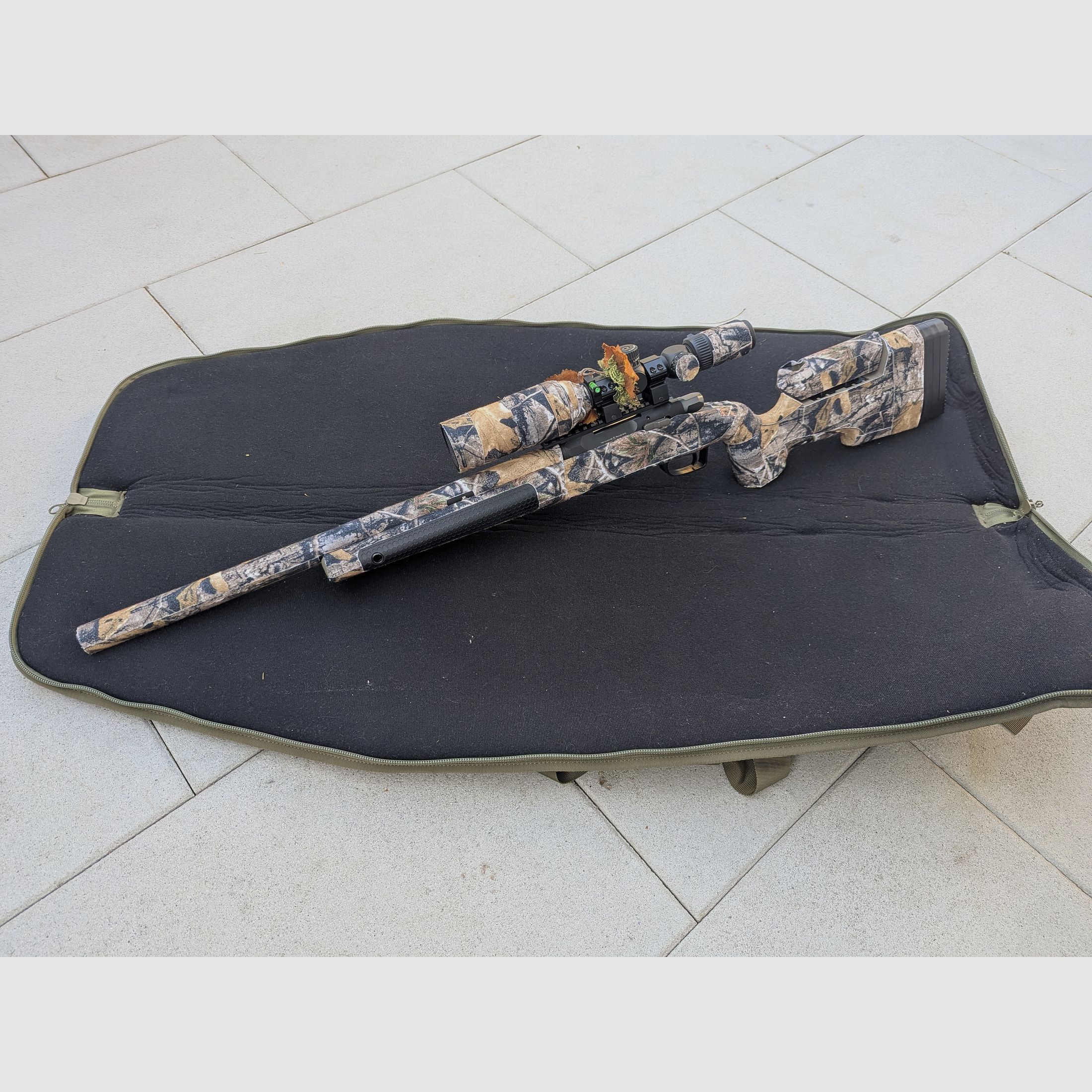 Maple Leaf Mlc 338