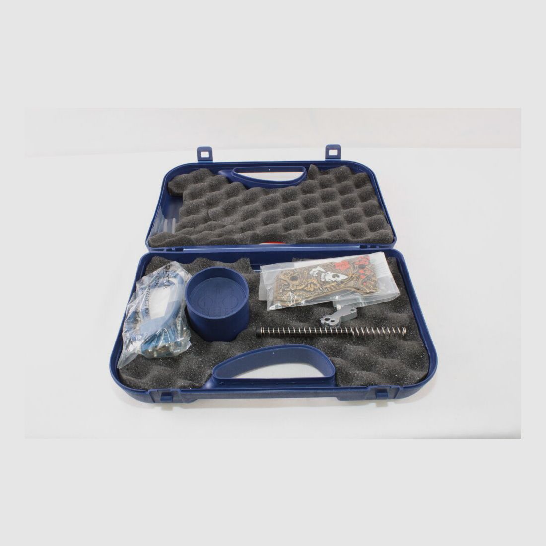 Beretta 92FS Inox - 9mm Luger - beaucoup d'accessoires