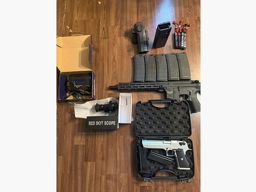 Novritsch SSR-4 Airsoft Desert Eagle and related accessories