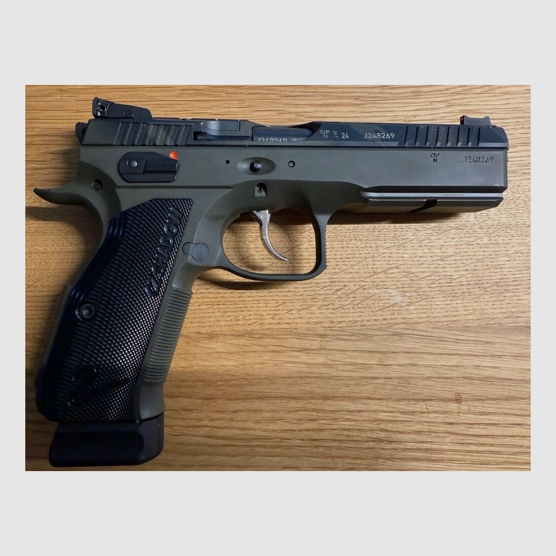 CZ Shadow 2 OR Camo/Oliv Sondermodell