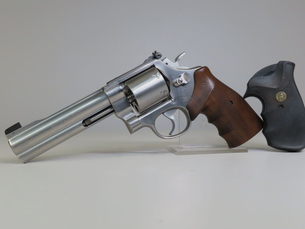 Smith & Wesson 627