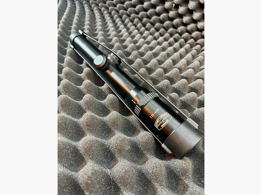 Schmidt & Bender 1,25-4 x20, Absehen 4 in 1. Bildebene, Außenschiene