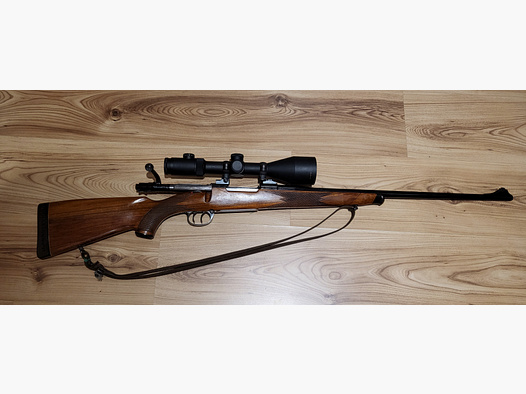 Zastava vermutlich 98iger .300 Win Mag. mit Zielfernrohr Vixen 6-24x58 