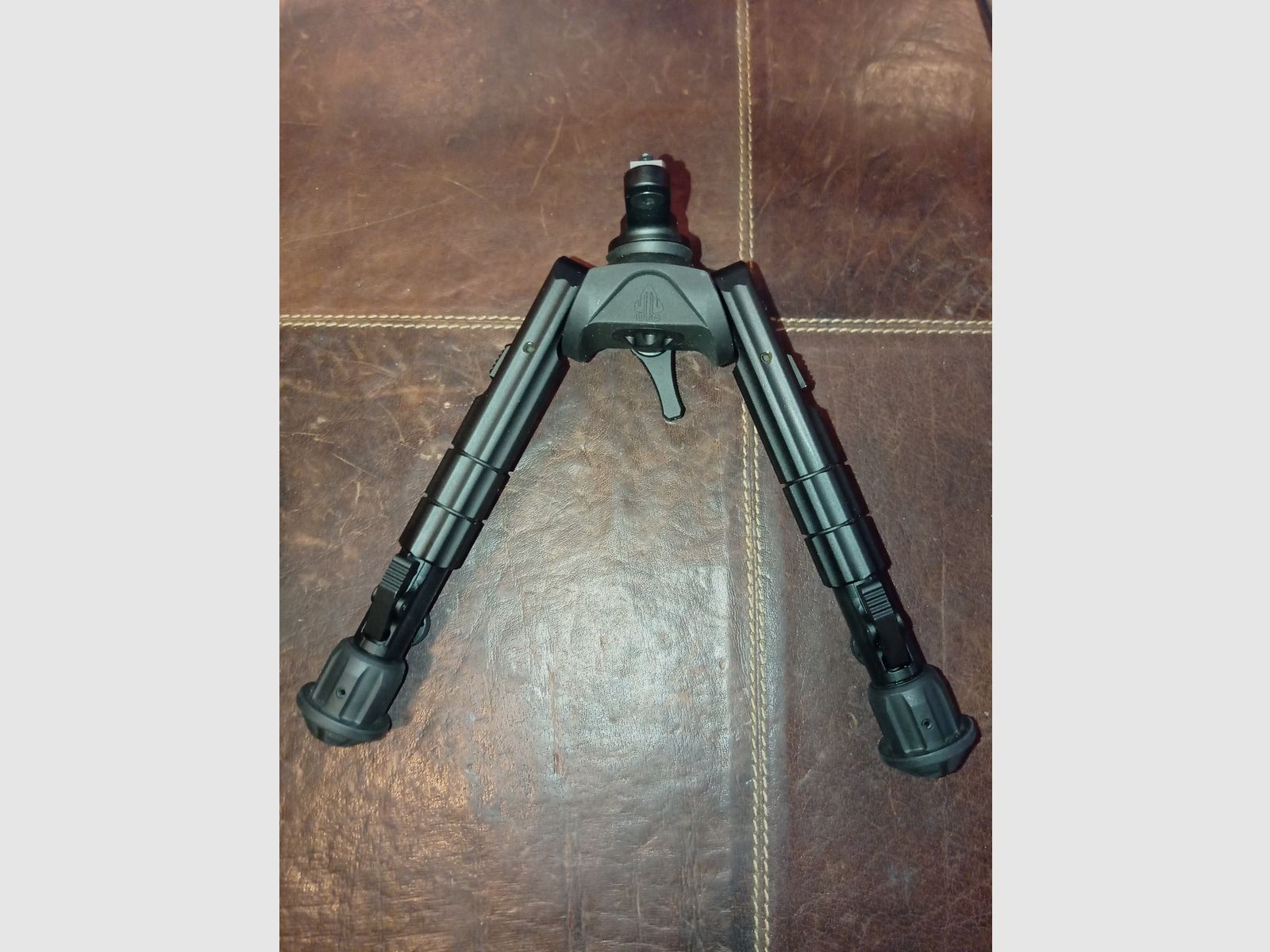 UTG TL-BPM01-B Recon 360 TL Zweibein 17,8 cm - 22,9 cm M-LOK