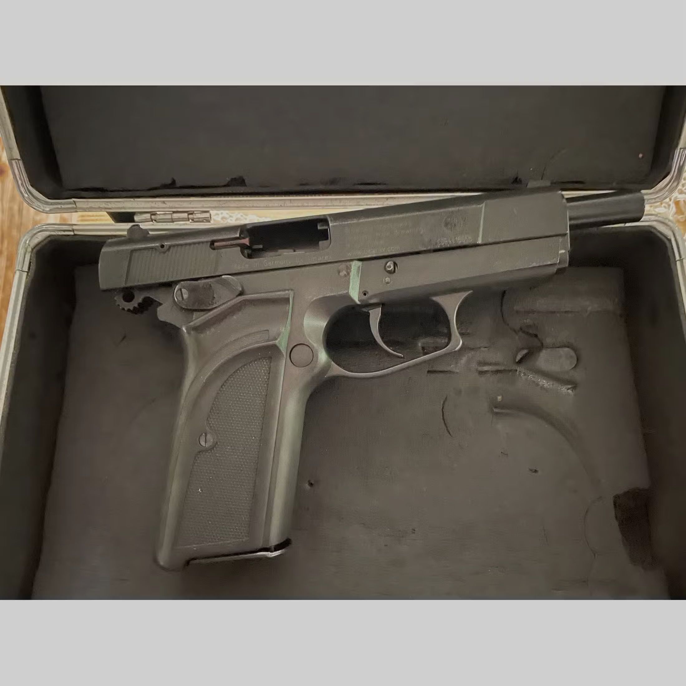 Browning GPDA9 blank firing pistol