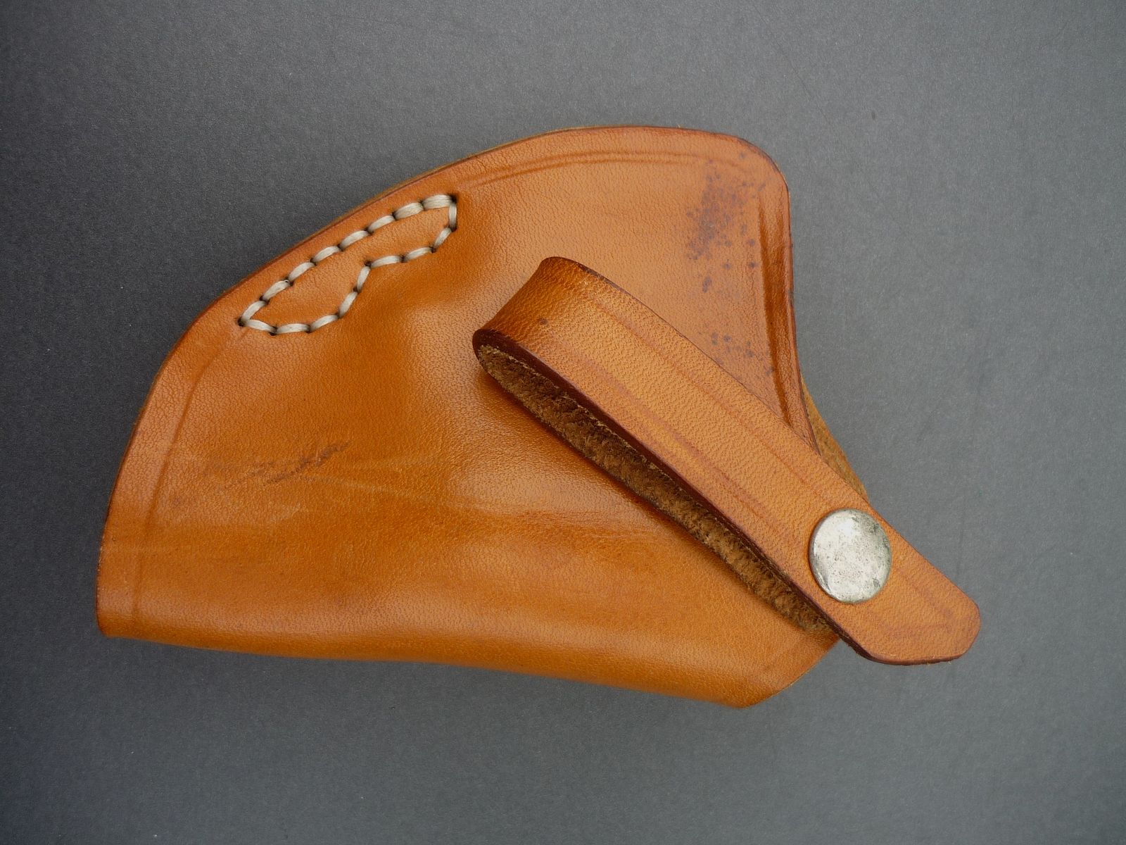 HKDesign Holster Art. Nr. 024 Wewnętrzny holster dla różnych małych (gazowych) broni dla praworęcznych