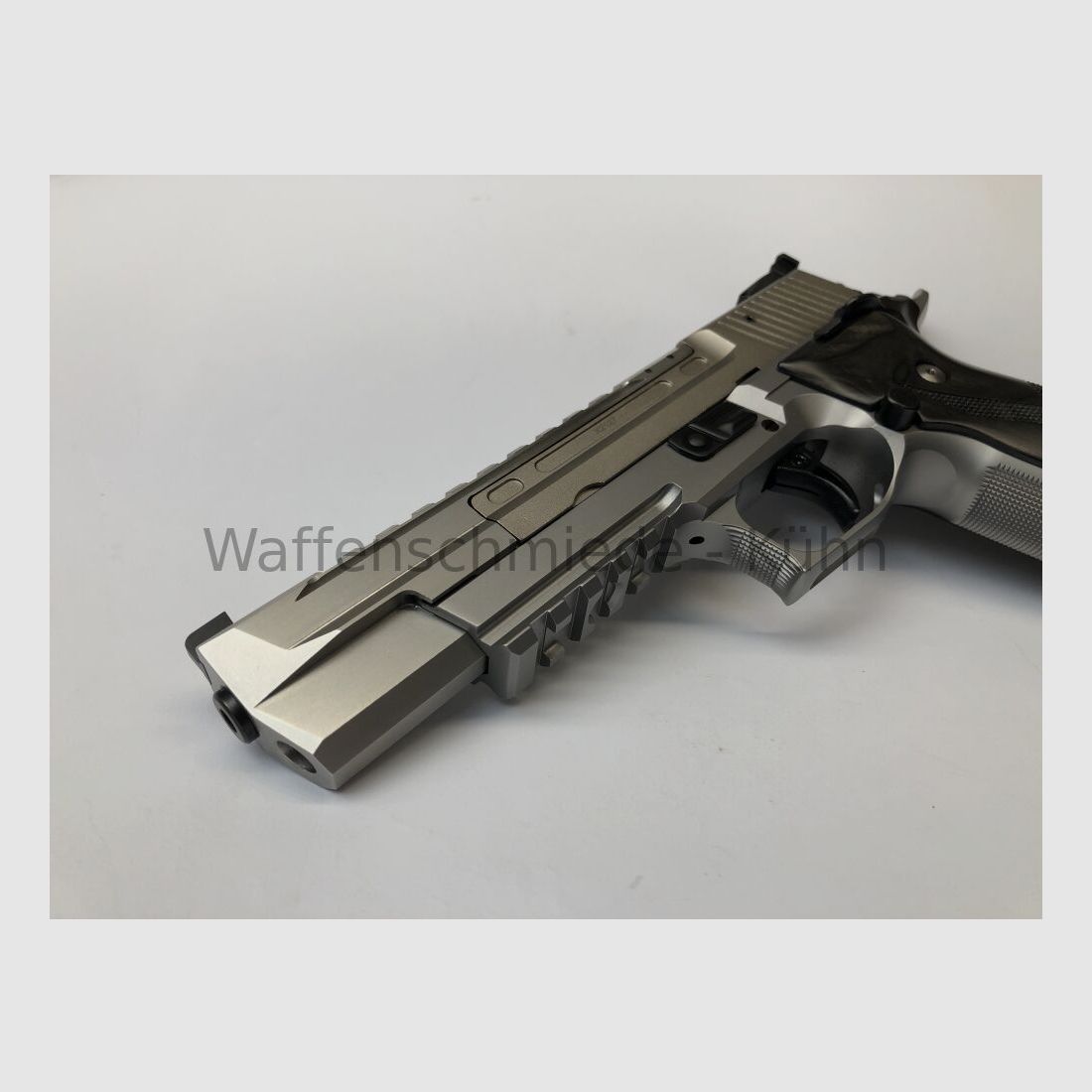 Sistema di cambio P226 Sig Sauer X-Six / X-Five di Kühn P226