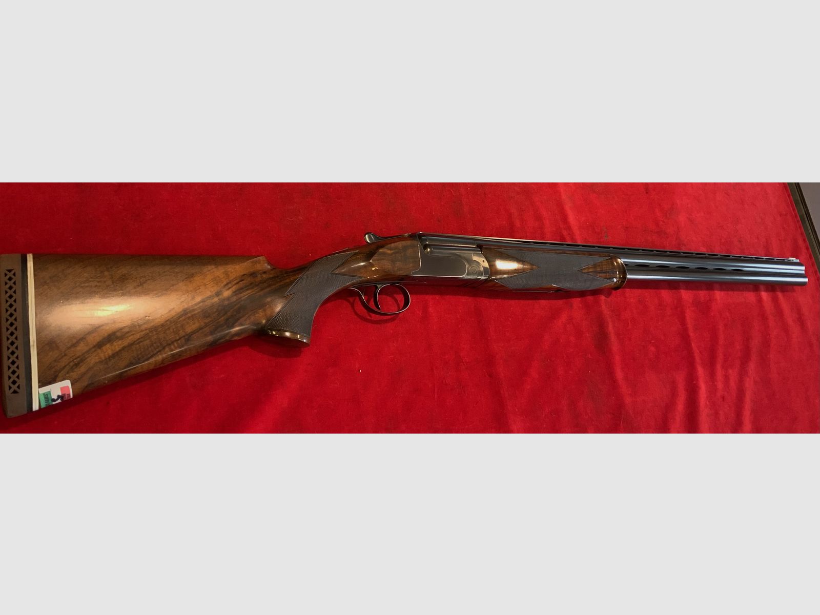 Over-and-under shotgun Perazzi Mirage .12, image 1 of 6