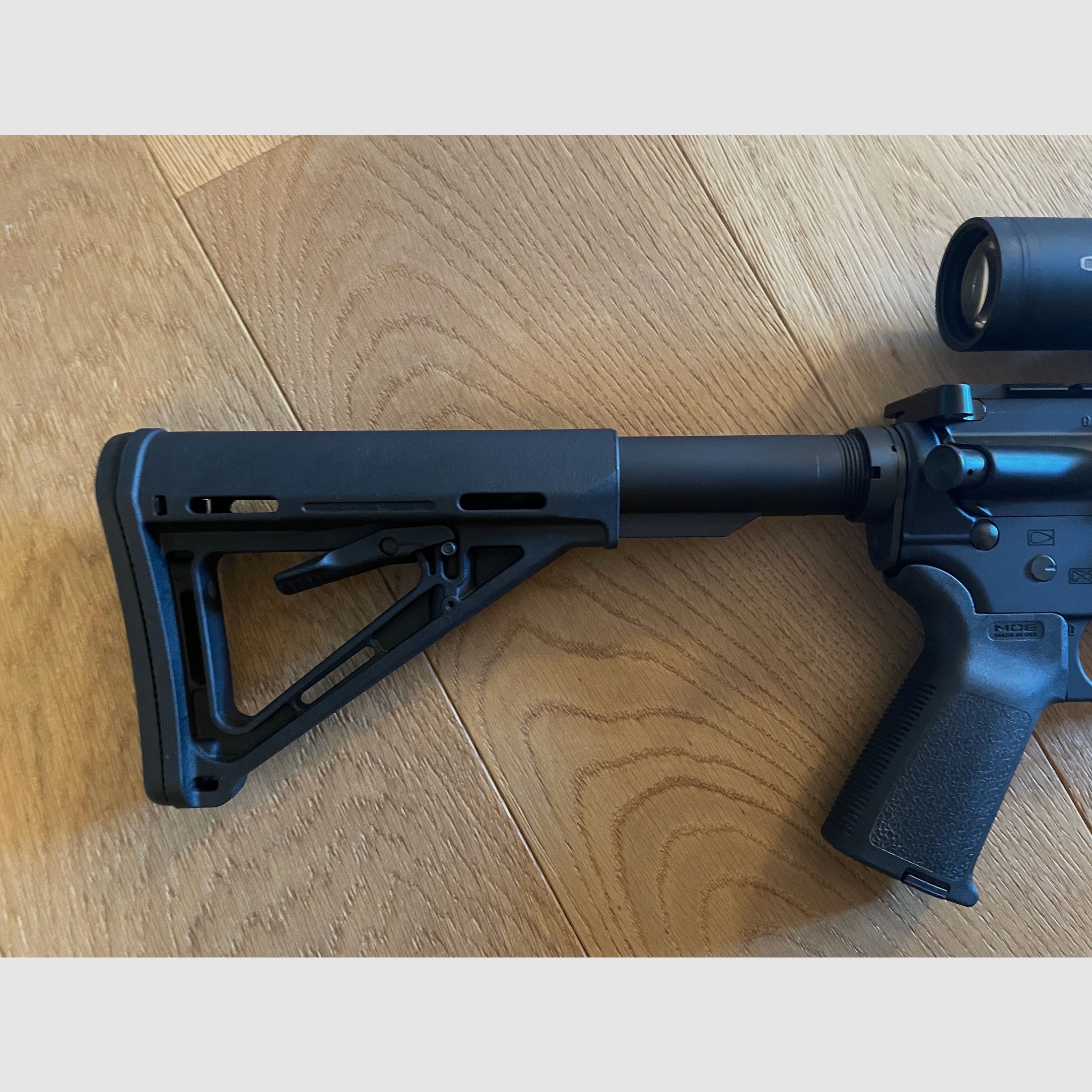 Savage Arms MSR 15 Recon 2.0 AR15 inkl. Zubehör .223 REM