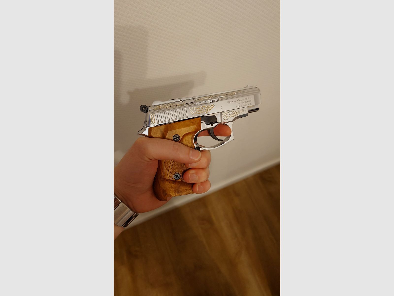 Collezione di armi a salve e decorative