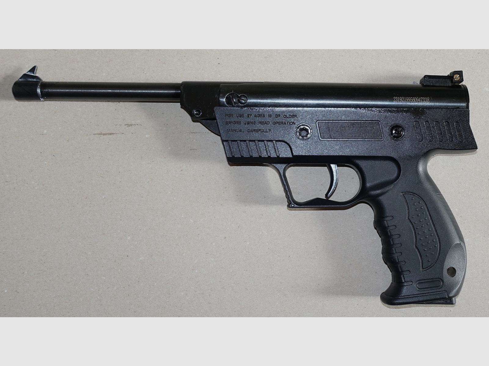 Luftpistolen Sammlung / 14 Stück / Walther Diana Umarex Lov Baikal Record usw.