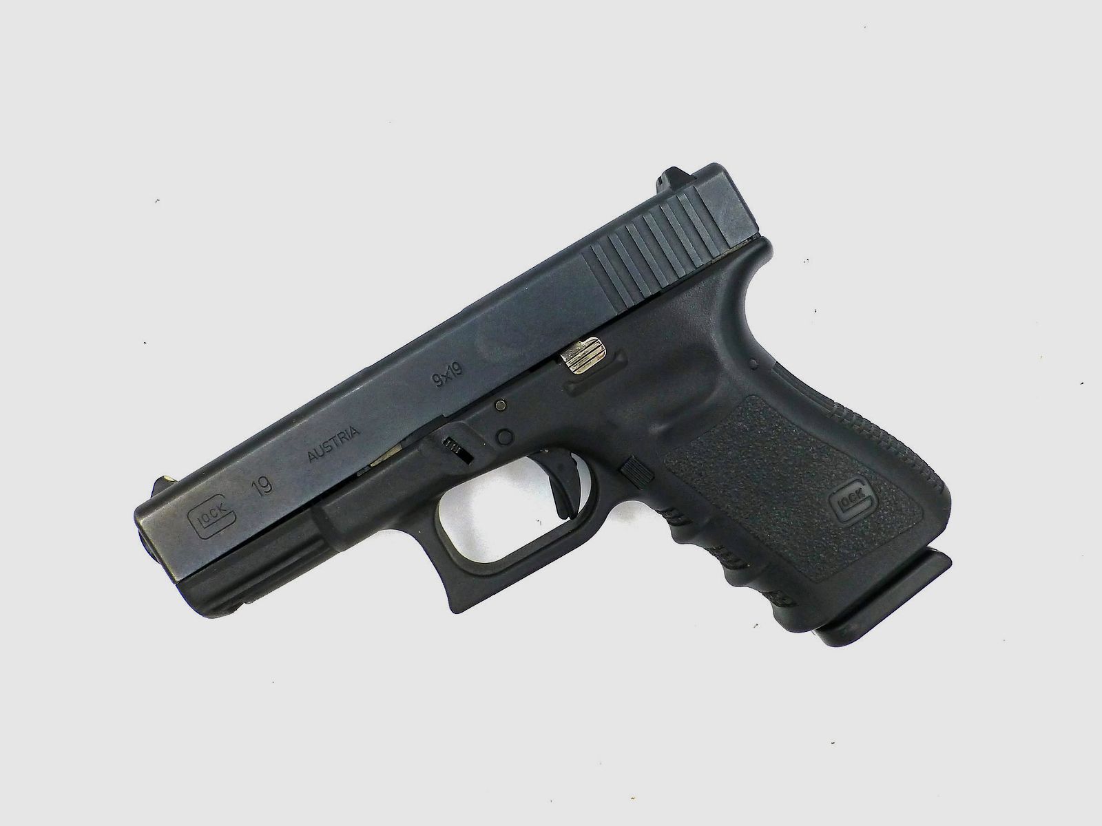 Pistole GLOCK 19 Gen3, Bild 2 von 2