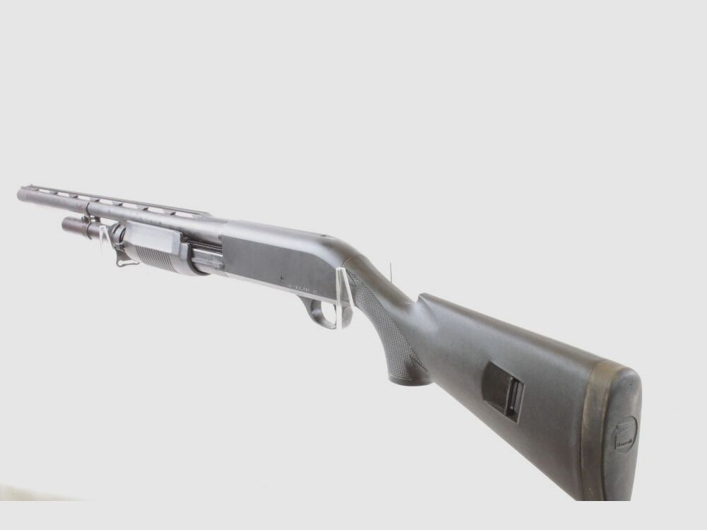 Escopeta semiautomática Benelli M3 - 12/76