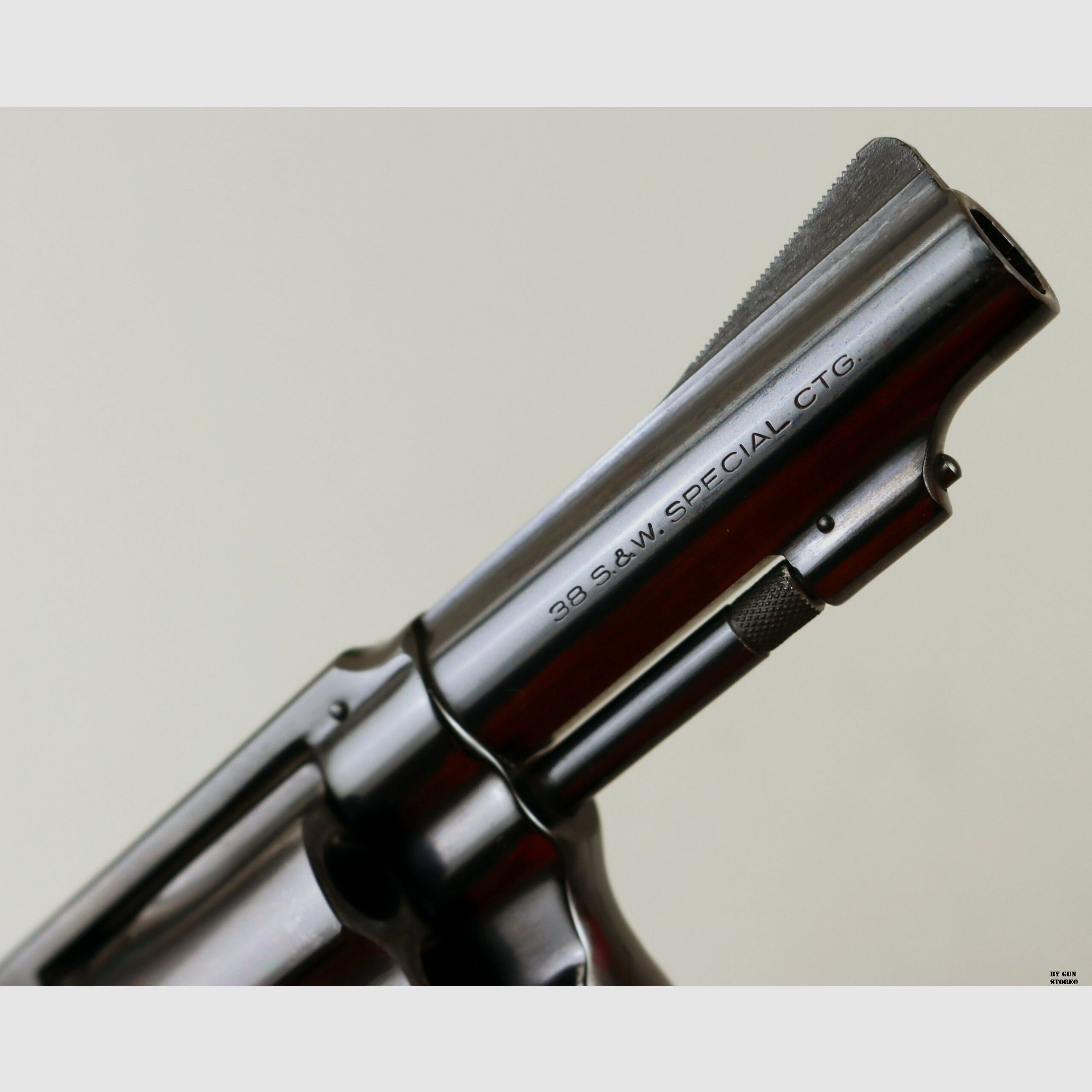 Revolver Smith & Wesson mod. 36 cal. 38 spec. serial no. J288804, image 7 of 11