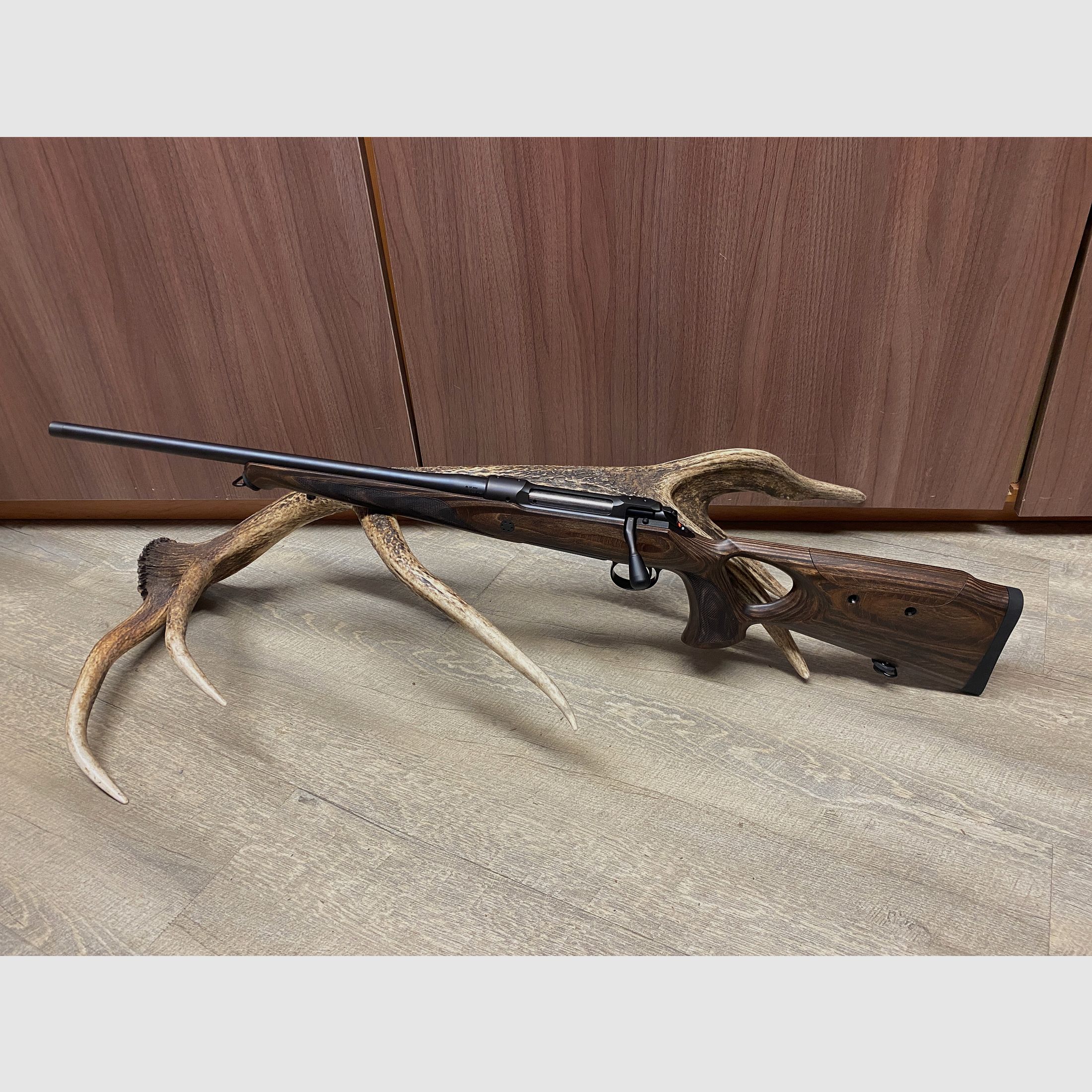 Sauer 101 GTI, left